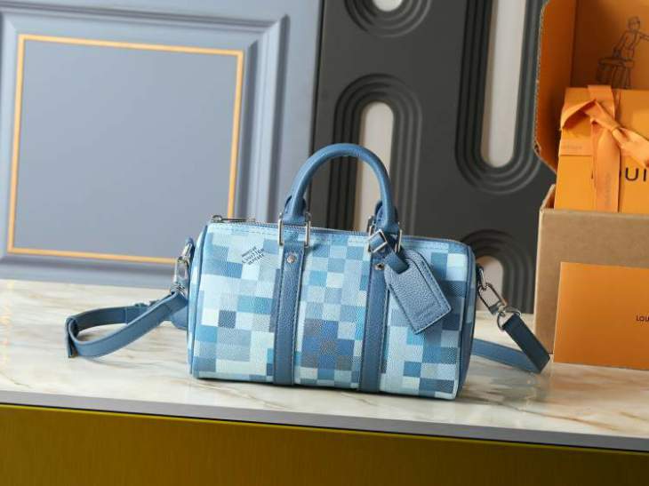 Picture of Louis Vuitton Handbags _SKUfw236175731fw